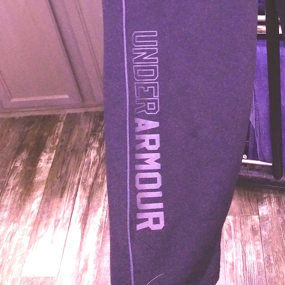 Under armour sweats